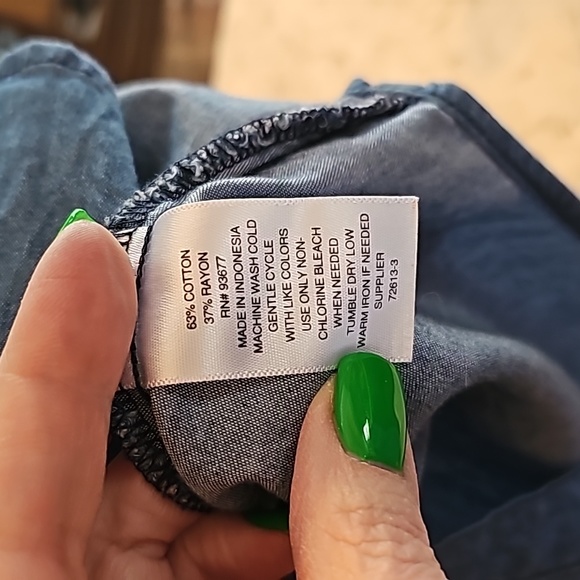 A.n.a denim colored short sleeve tip size 0X - Picture 5 of 5